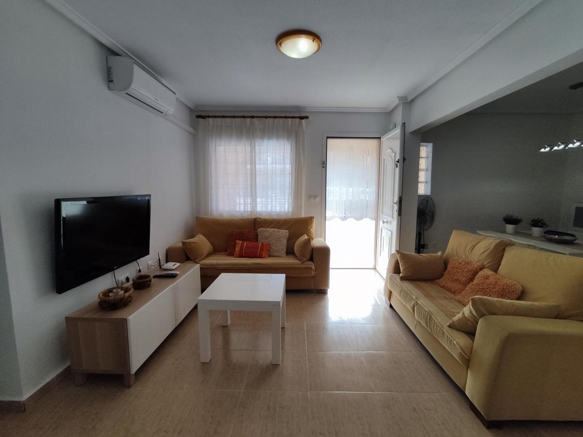 El Bungalow De Javi Gran Alacant Eksteriør billede