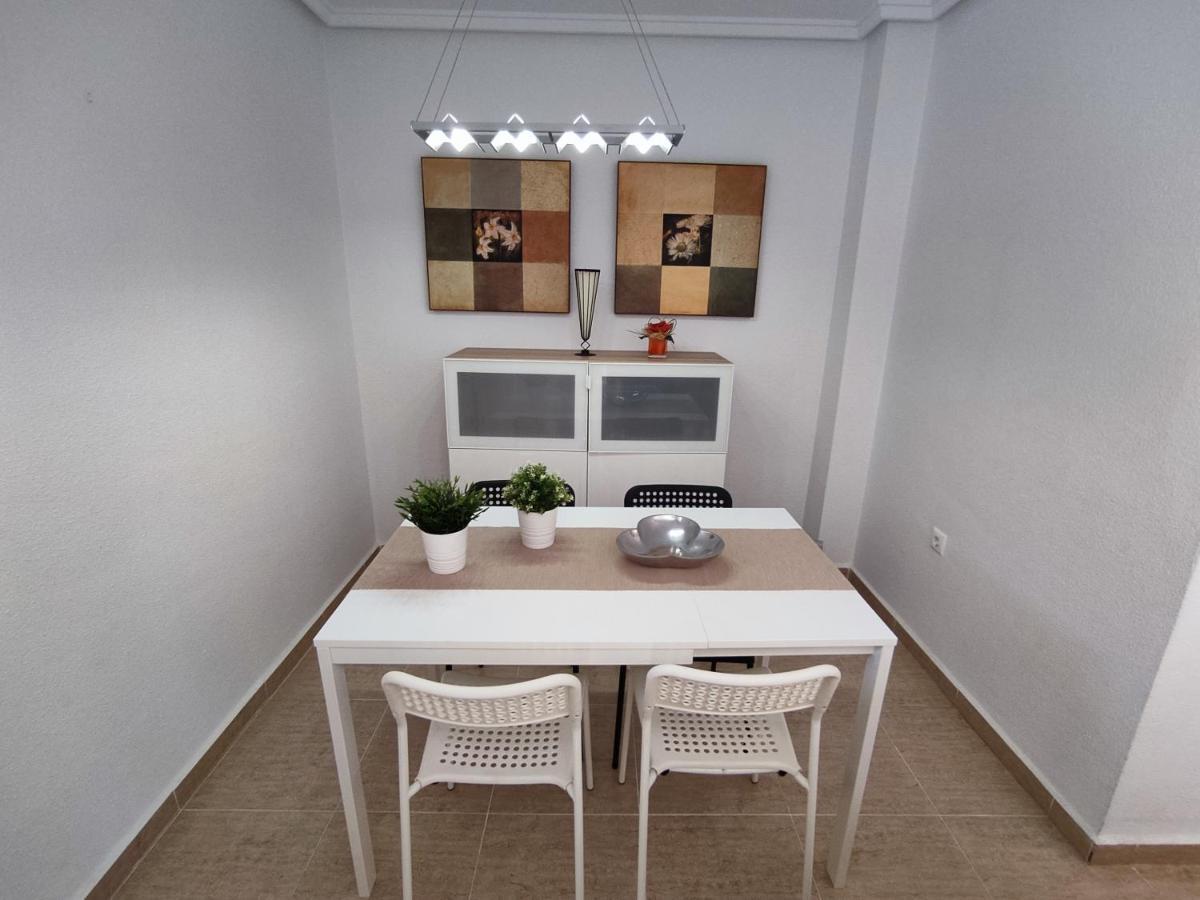 El Bungalow De Javi Gran Alacant Eksteriør billede